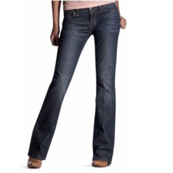 GAP 1969 Boot Cut Medium Wash Jeans Size 6L - Picture 1 of 16